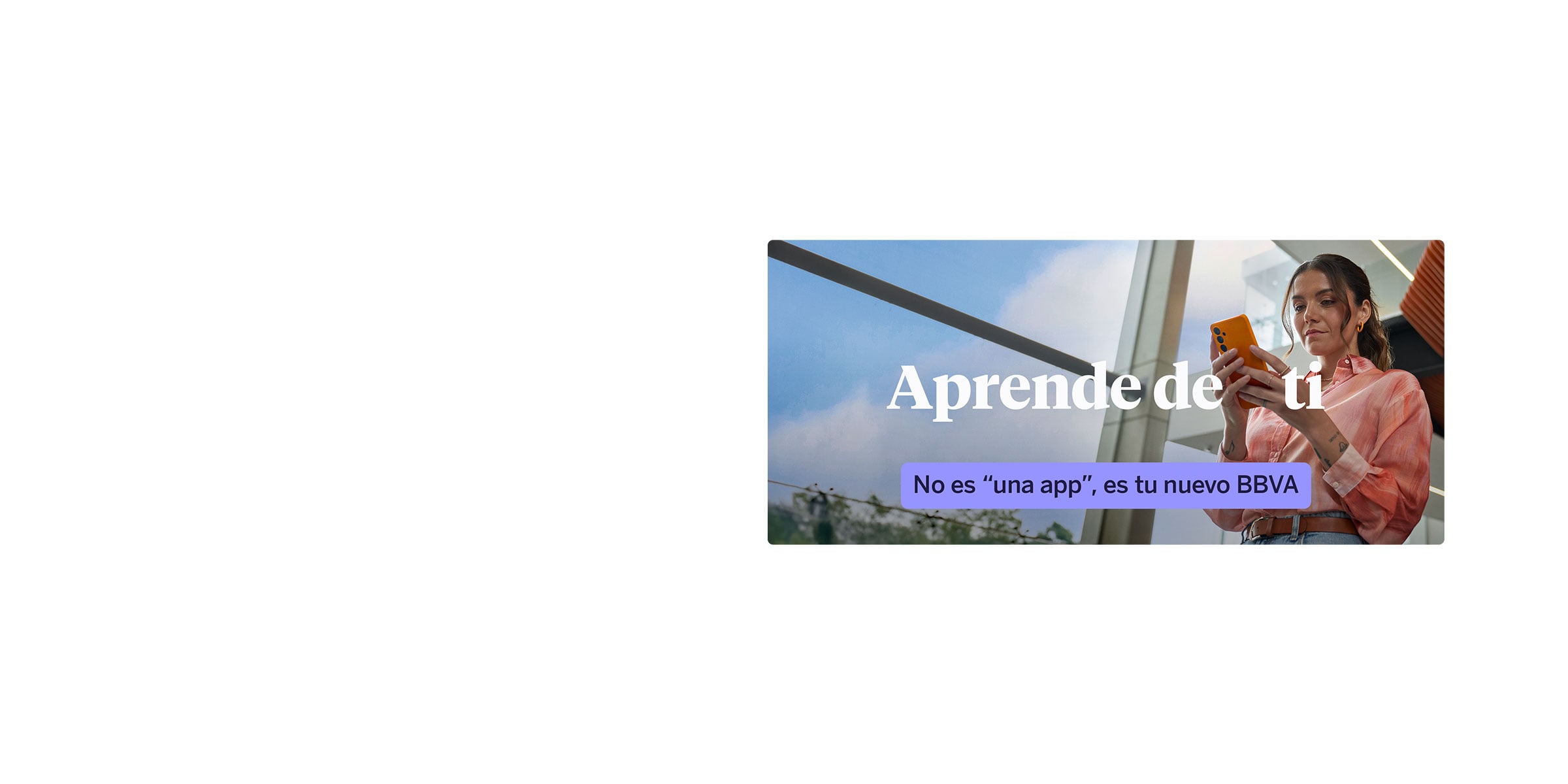 Persona-con-Celular-promo-marquee