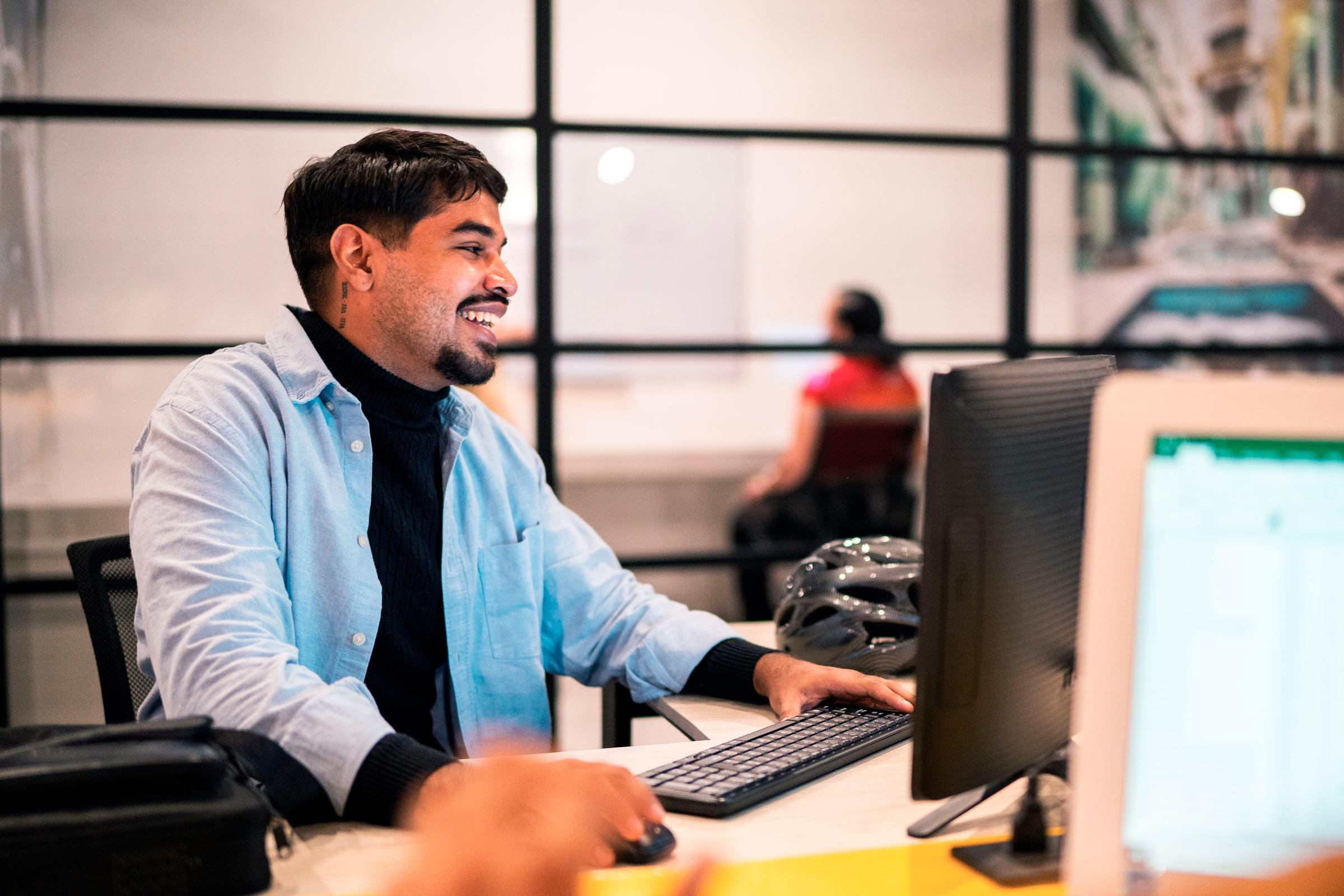 Emprendedor protegido seguro cibernetico pymes BBVA