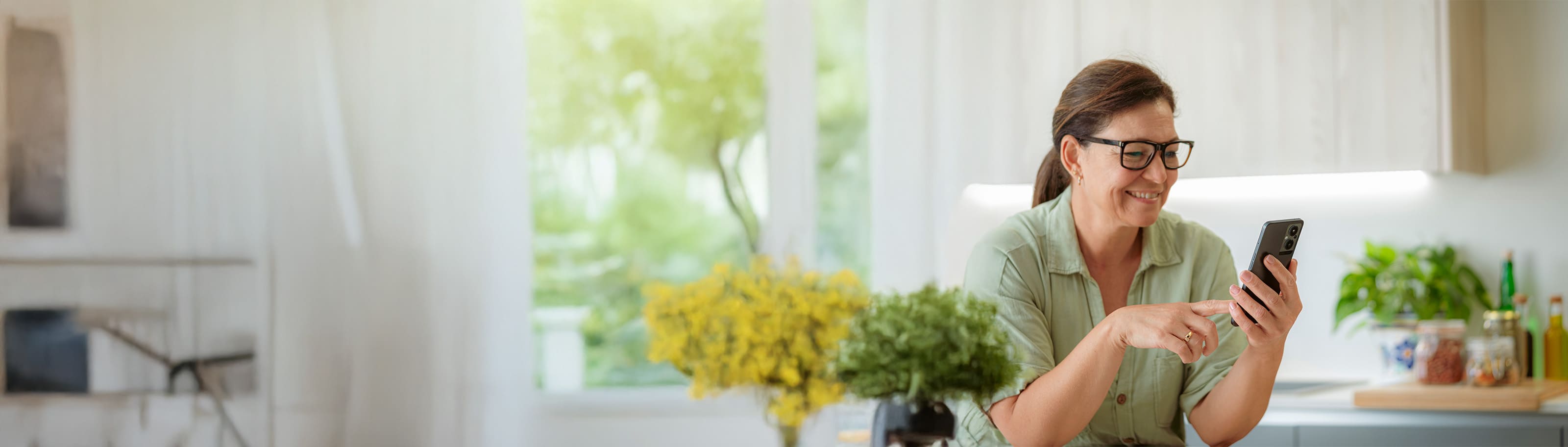 Guía para hacer el pago de servicios y recargas de celular en línea