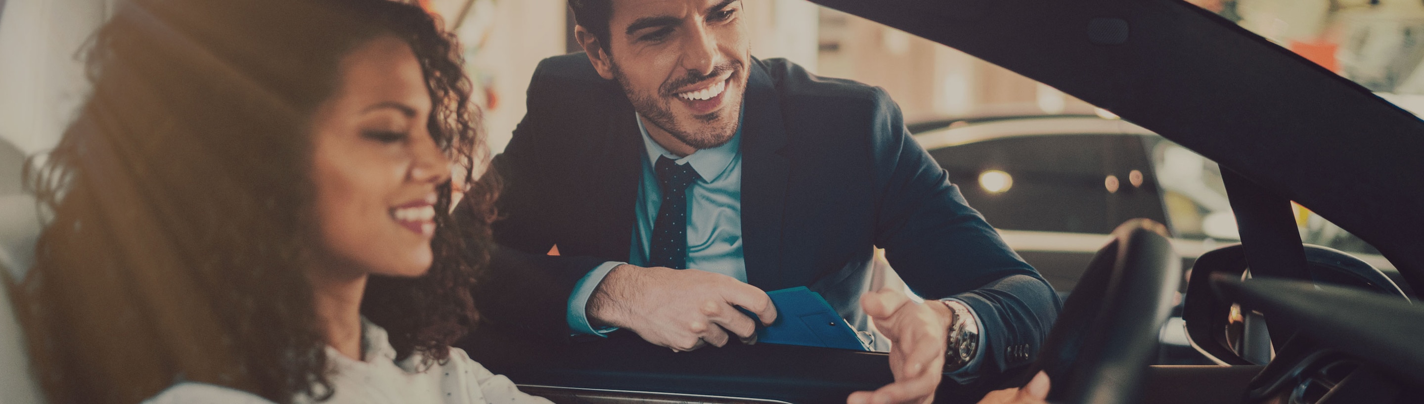 calcula un crédito automotriz