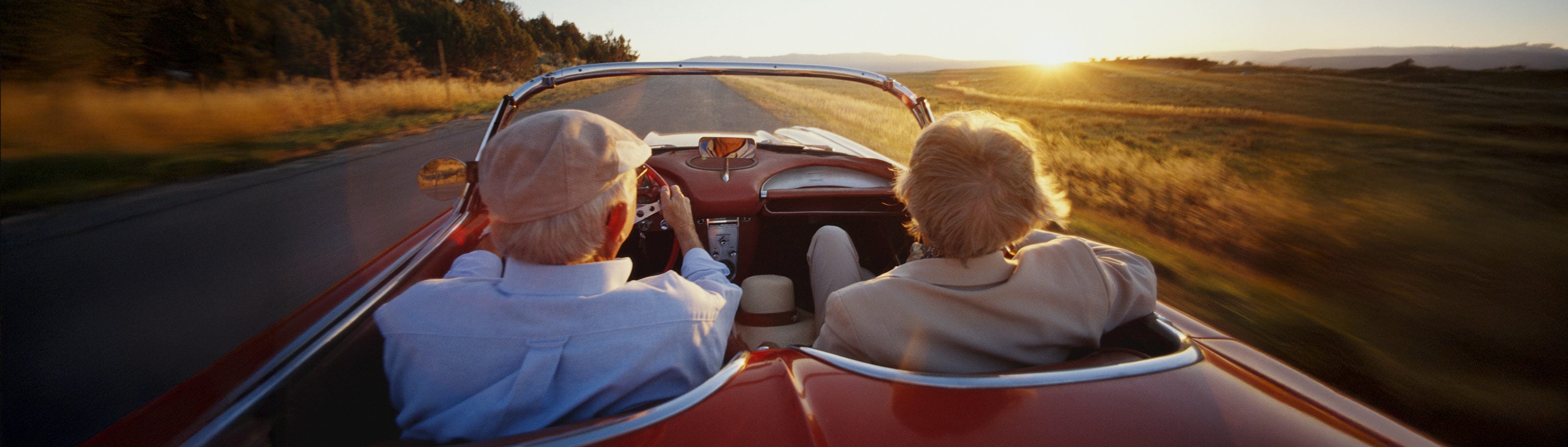 ¿Qué revisar en tu auto antes de un viaje en carretera?