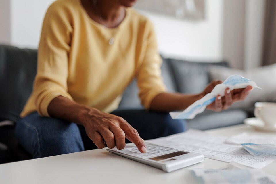 cuenta decisiones financieras en los 35
