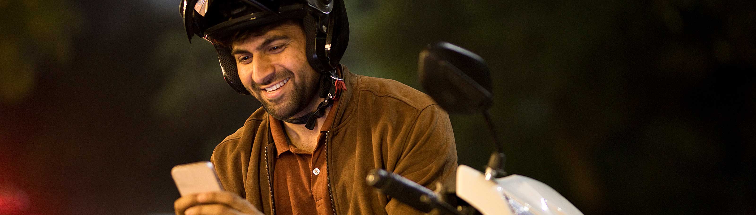 normas de tránsito para motos eléctricas 2025