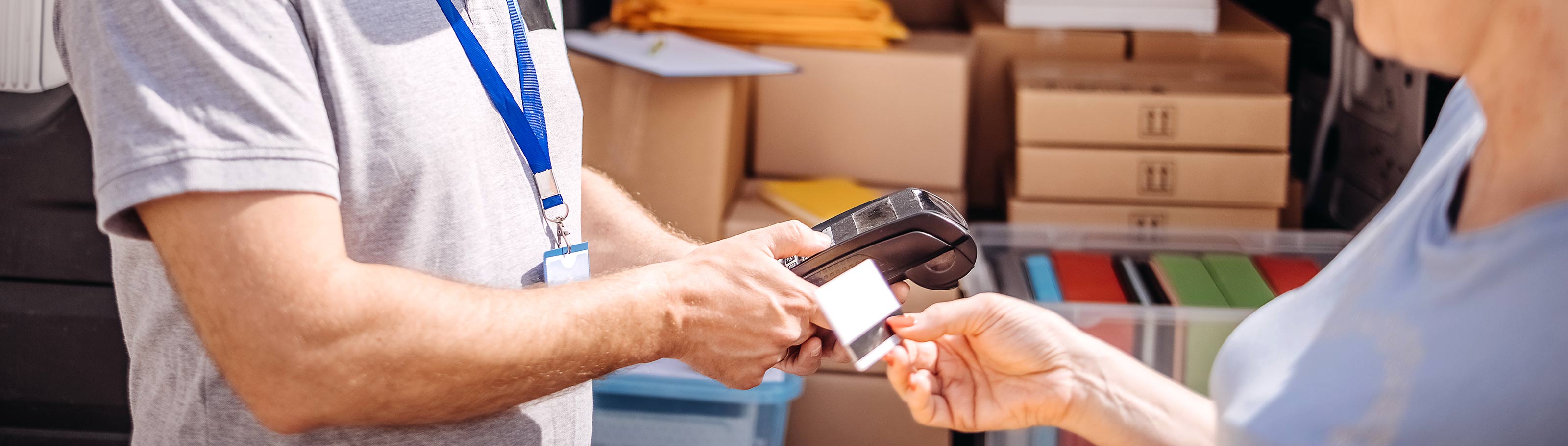 ¿Cómo saber si una tarjeta de débito está activa o bloqueada?