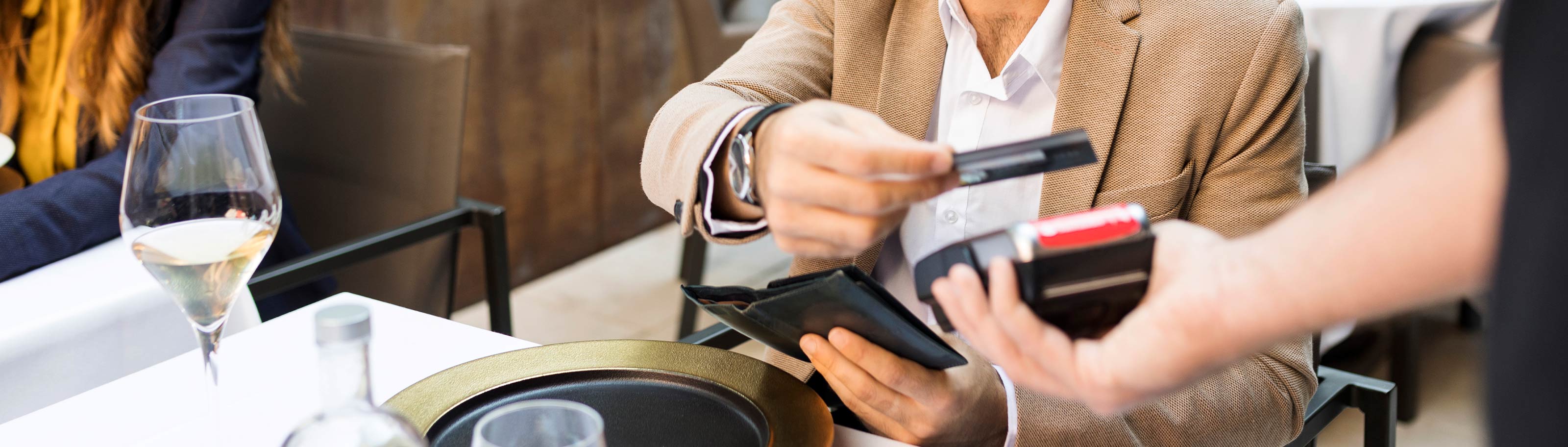 cómo retirar dinero sin tarjeta 