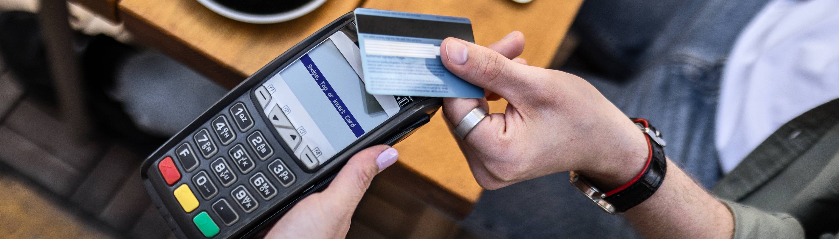 Para qué sirve la tarjeta de débito